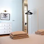 Beautiful And Stylish 5br In The Heart Of Chiado Lägenhet Lisboa